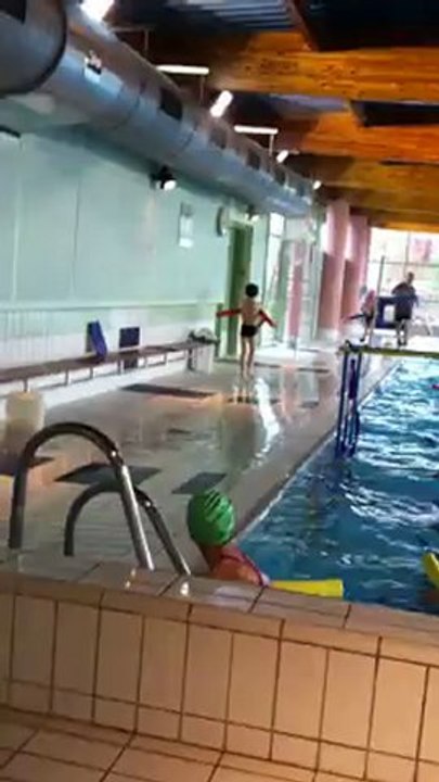 kilian a la piscine