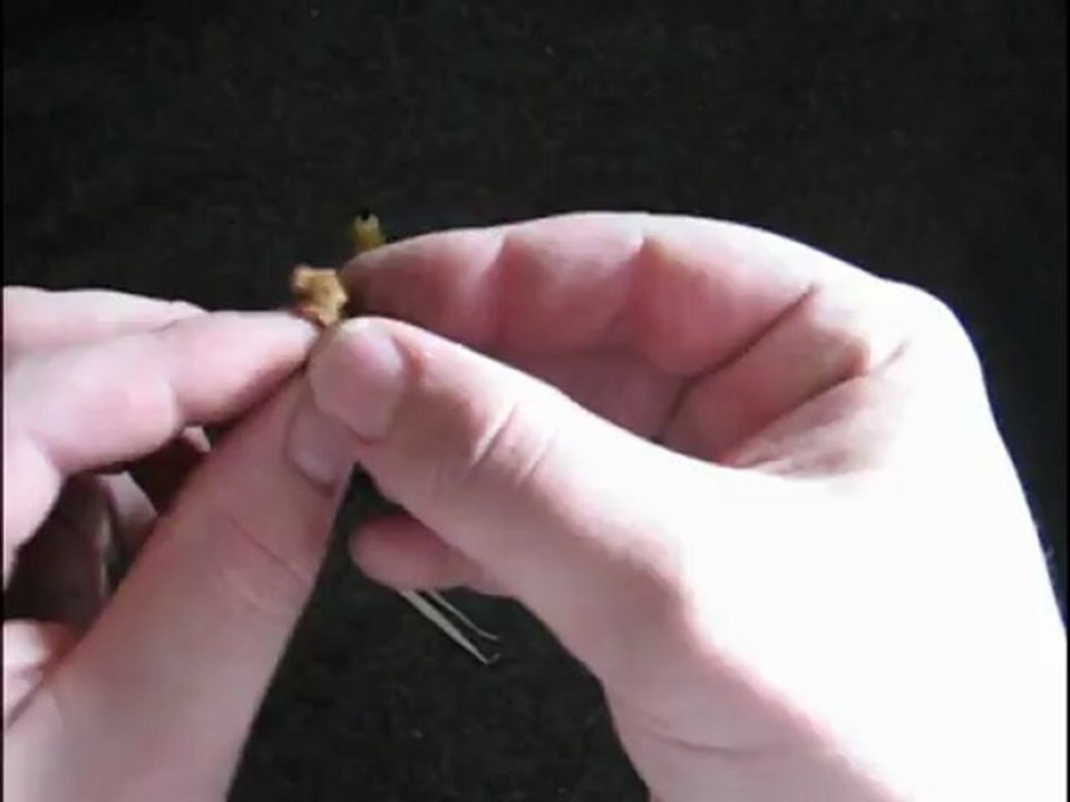 Allumer une bougie au moyen age : 5 tests d'affilée avec allumette au soufre et briquet à silex médiéval