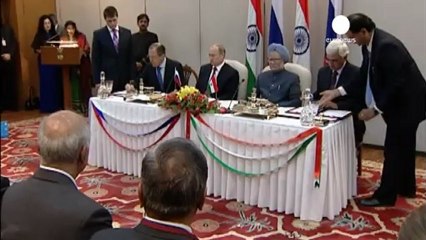 Russia and India announce arms deals