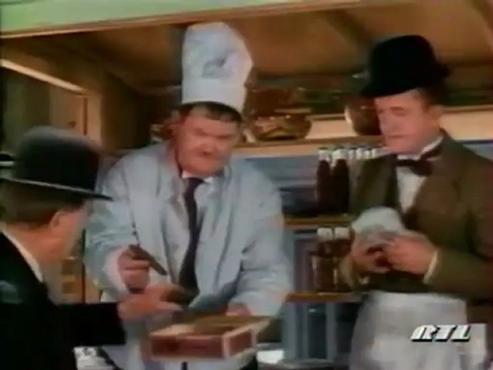 - Laurel et Hardy-partie 2/2-  (1932)