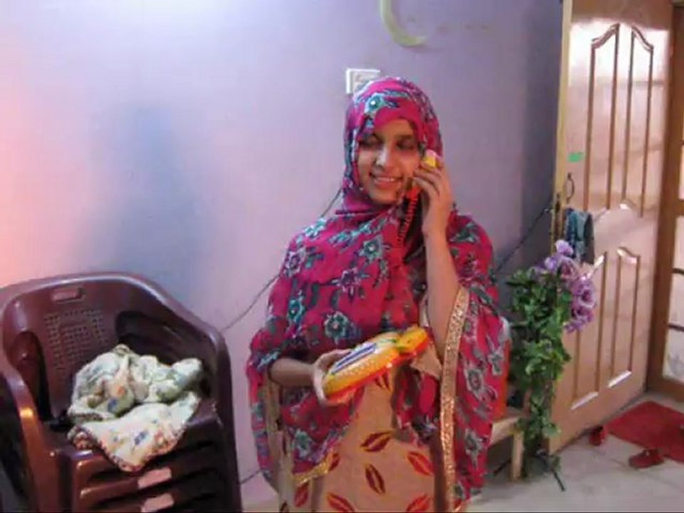 Five Little Monkeys Jumping on a bad (Baby Rhyme)