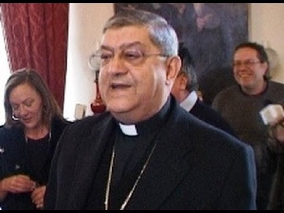 Napoli - Gli auguri di Natale del Cardinale Sepe (24.12.12)