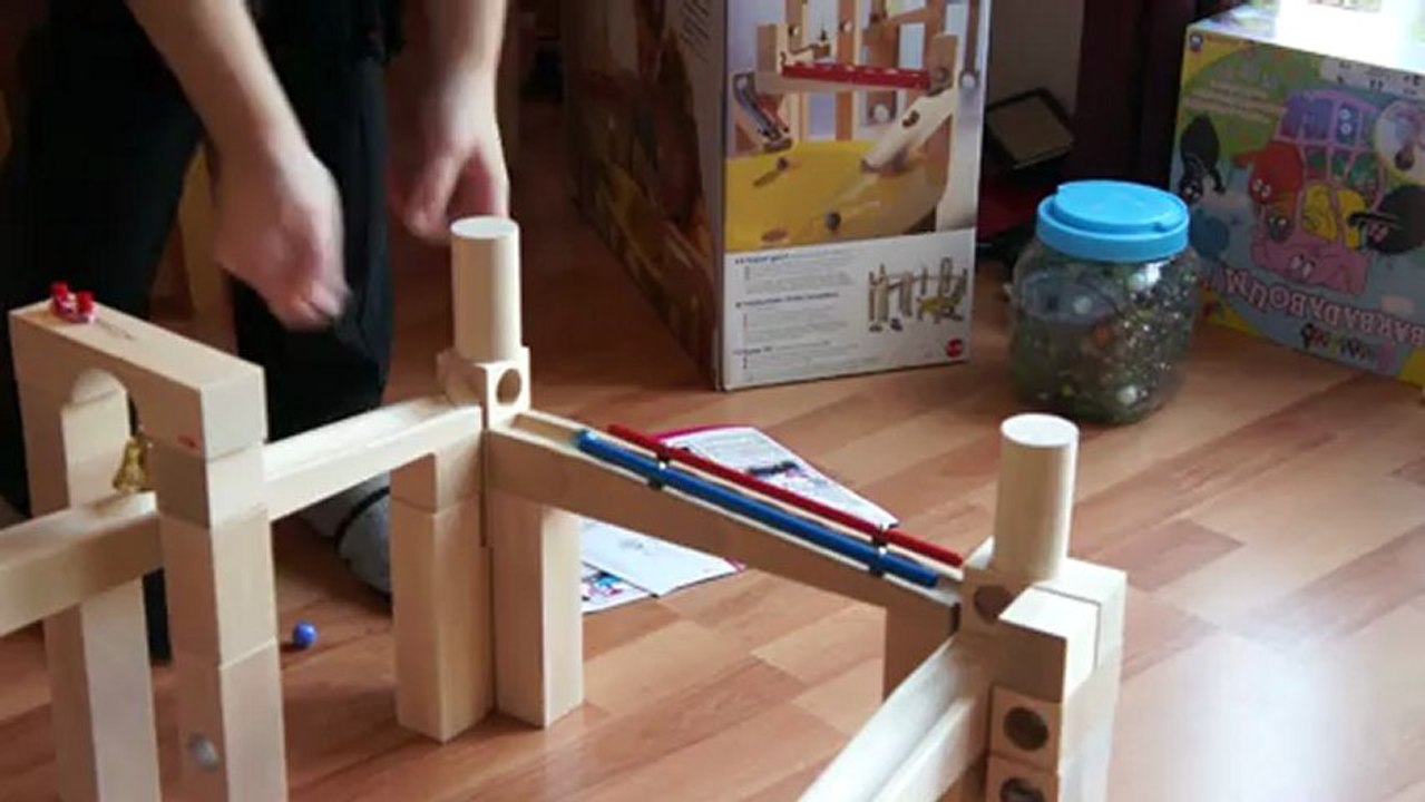 Toboggan à bille Haba