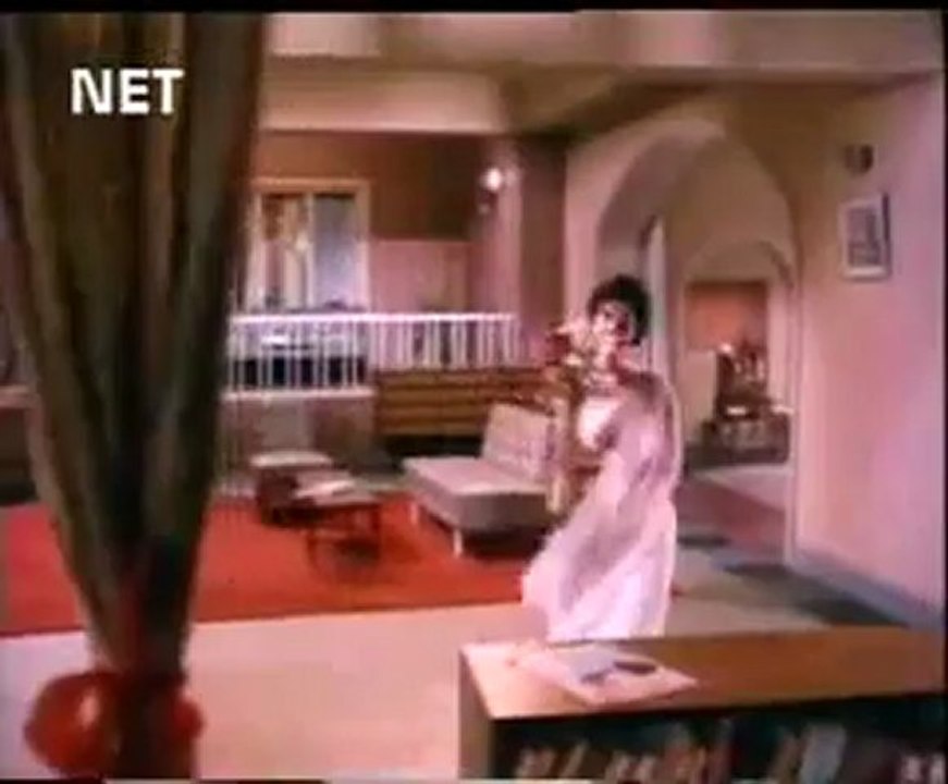 Lata - Kis Liye Maine Pyar Kiya - The Train [1970]