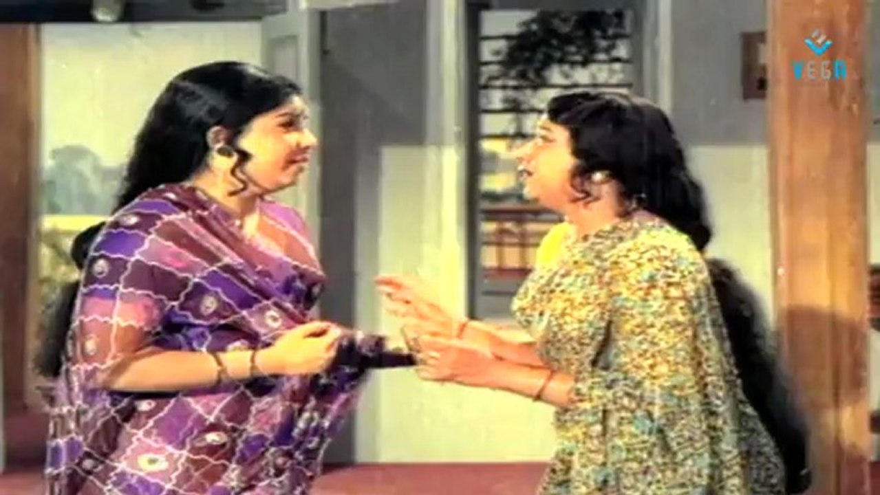 Anbai Thedi - Sivaji Ganesan | Jayalalitha Movie Part 12