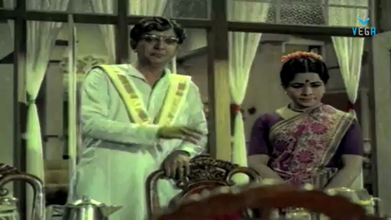 Anbai Thedi - Sivaji Ganesan | Jayalalitha Movie Part 08