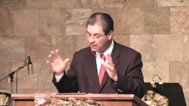 Jesús la luz verdadera - Un Mensaje de Navidad - Pastor Hellman Avila