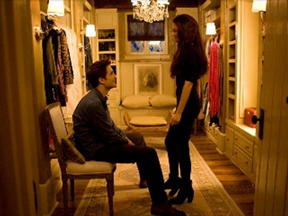 The Twilight Saga Breaking Dawn Part 2  online watch www.hdmoviespool.com