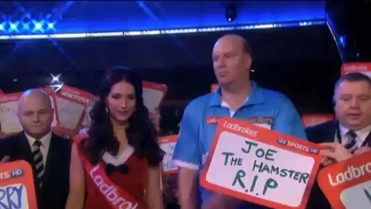 Darts: 9-Darter von "Over The Top" Winstanley