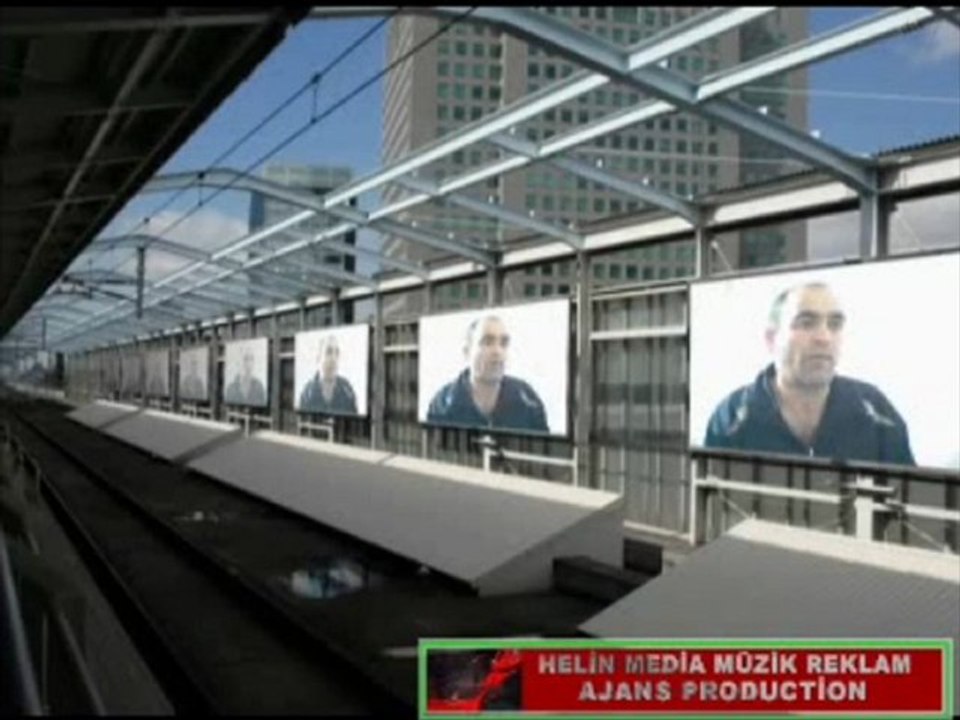 Onur Akay İstanbul Ağliyor  2012