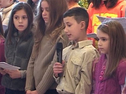 K23TV - Karácsony - Gyerekek a kertvárosi templomban - 2012. december 25.