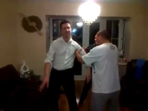 Coup de poing de Noël en K.O