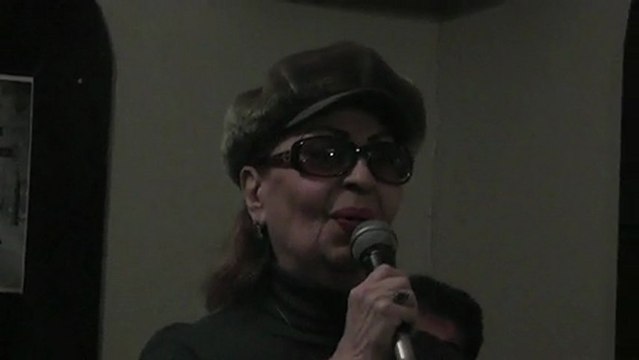 Çaldığım Kapılar Bir Bir Kapandı -Hadiye Öztoksoy Arslan - Anadolu Şairler Grubu Başak Etkinligi