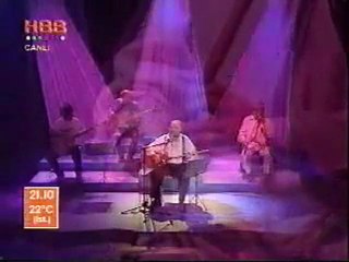 Musa Eroğlu - Gelemez miydin