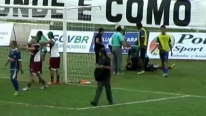 Δώδεκα αποβολές σε ένα παιχνίδι