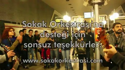 Metroya girdim teker yasakmış. (Müzikli Protesto)