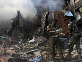 Fireworks blaze rips through central Lagos