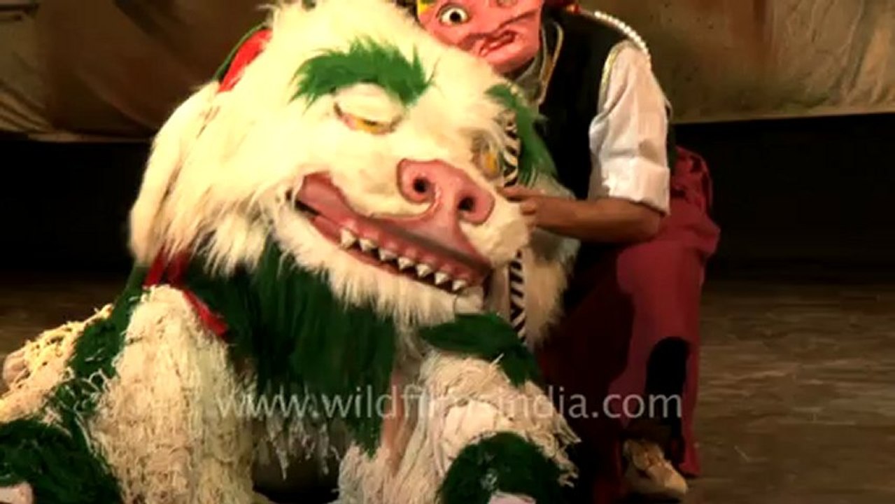 Tibetan dance-10.mov