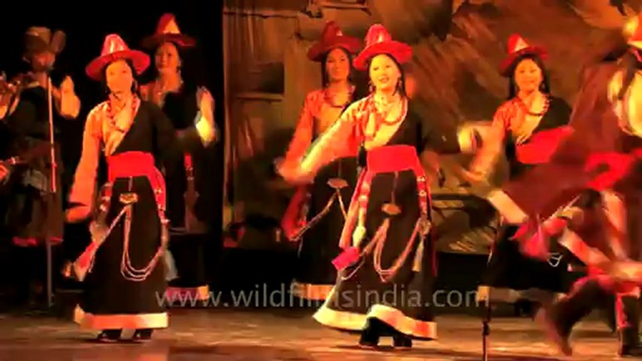 Tibetan dance-6-1.mov