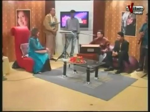 Asif Shams Tabrez on Vibe TV 20.12.2011 Mujh Ko Is Raat Ki Tanhaee Main + Interview
