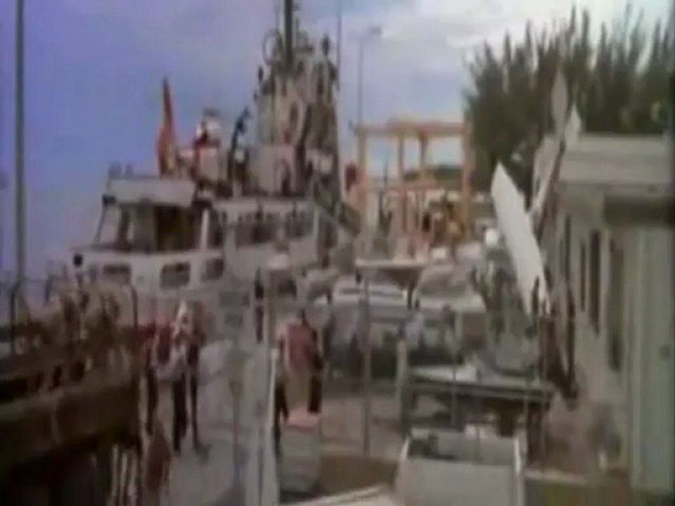 James Bond   Permis de tuer Intro