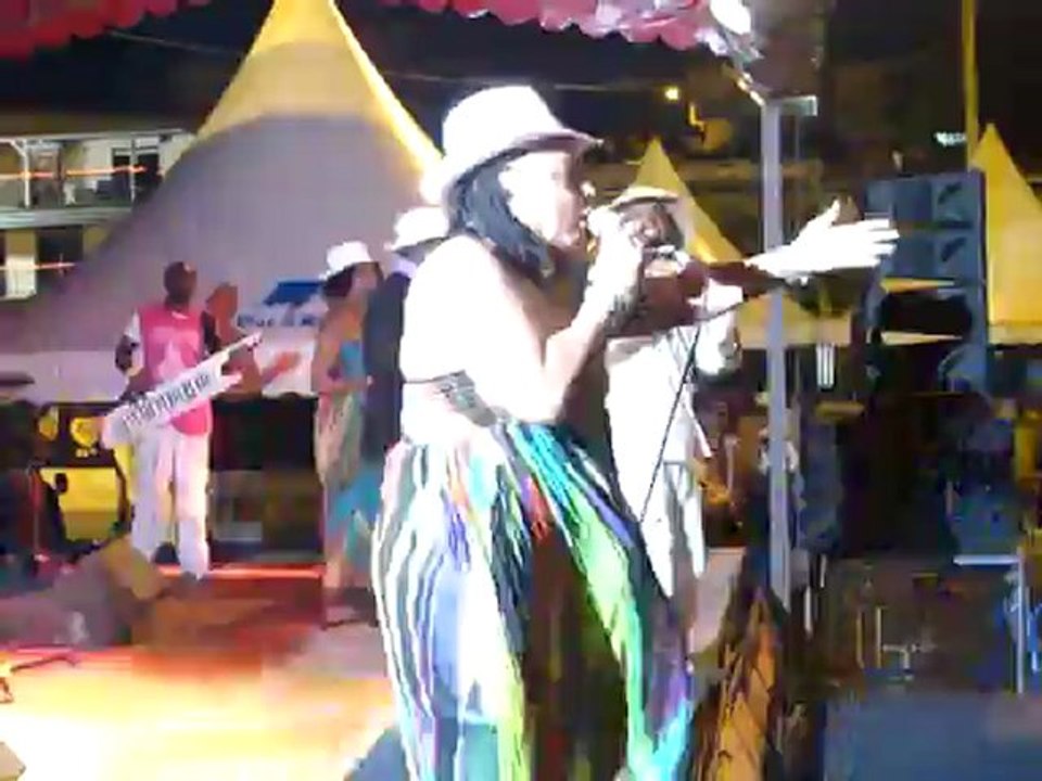 Rasinn' nwel "Pour un maudit pêché" sur la place du 22 Mai au Robert - dimanche 23 décembre 2012