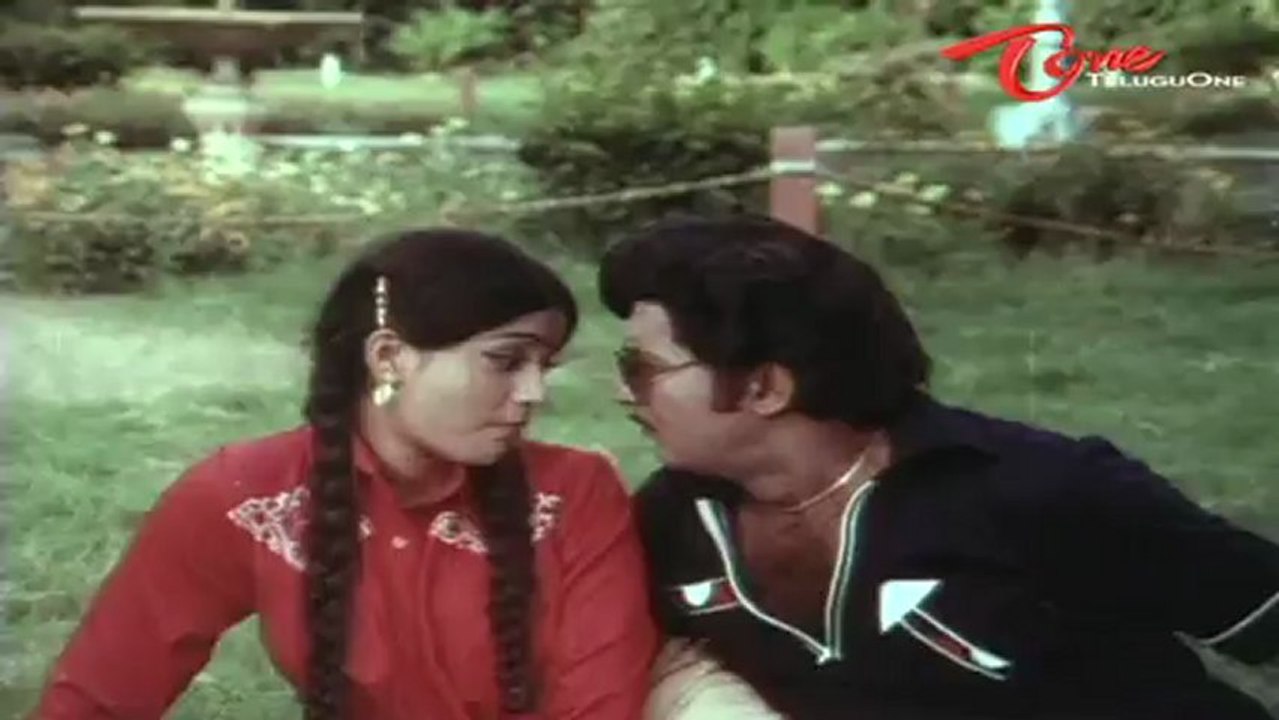 Pandanti Jeevitham Songs - Taggu Bullemma - Vijayashanthi - Sujatha - Sobhan Babu