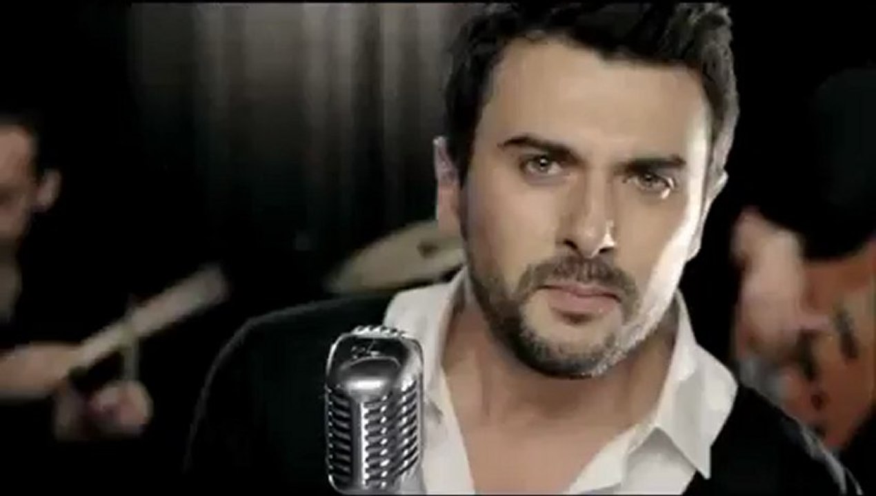 Gökhan Tepe -   " Yalan Olur "