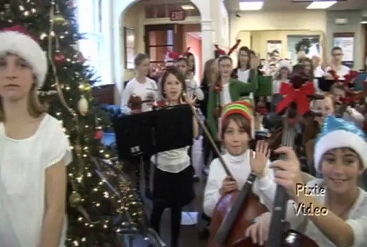 Paco sings Santa Claus is coming to town