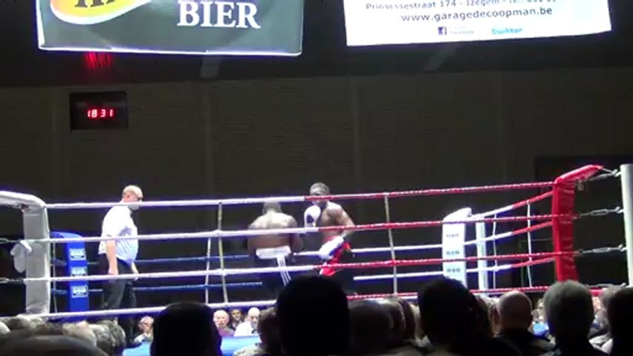 Yves Ngabu vs  Astrando Arduin(25-12-2012)