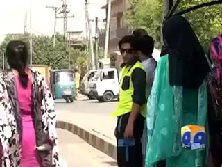 Manchaly teasing Sudents  lahore PKG.mp4