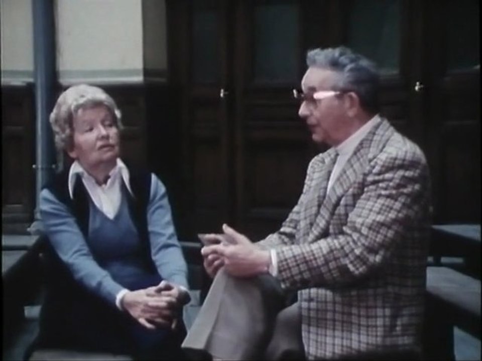 Ecoutez la bourse du travail de Paris 2/2