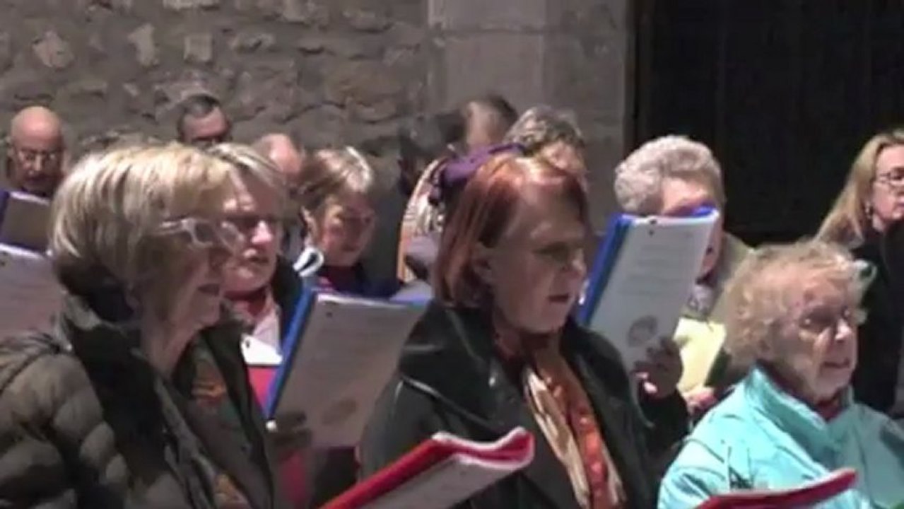 Chants de la veillée de Noêl 2012 Paroisse Ste Sigolène Les Villettes