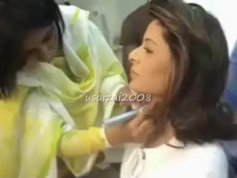 Pakistani Girls in Dubai Fashion Show.