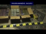 Peste 100 000 de obiecte pirotehnice au fost confiscate de polițiștii băcăuani în urma unor percheziții