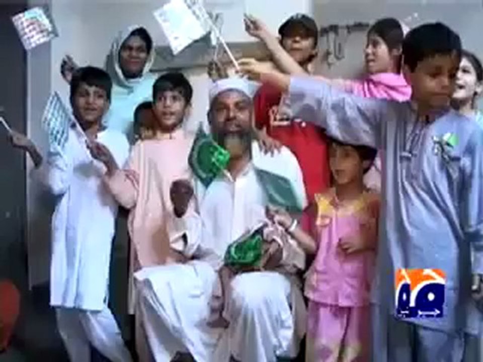 Report- Big Pakistani Flag.mp4