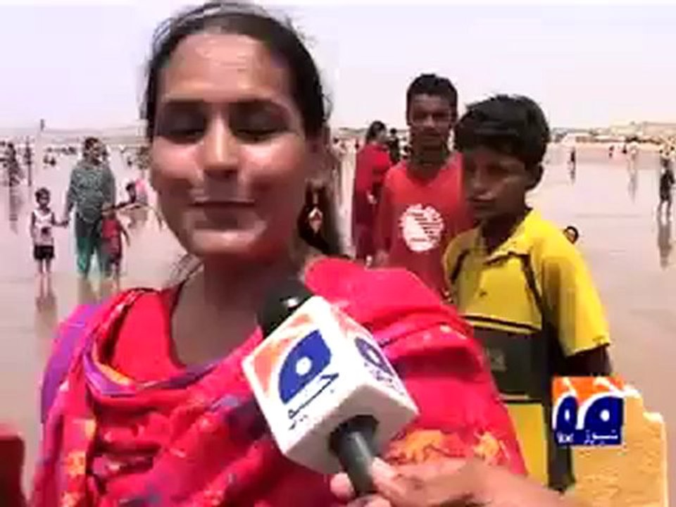 Report- Gadani sea side.mp4
