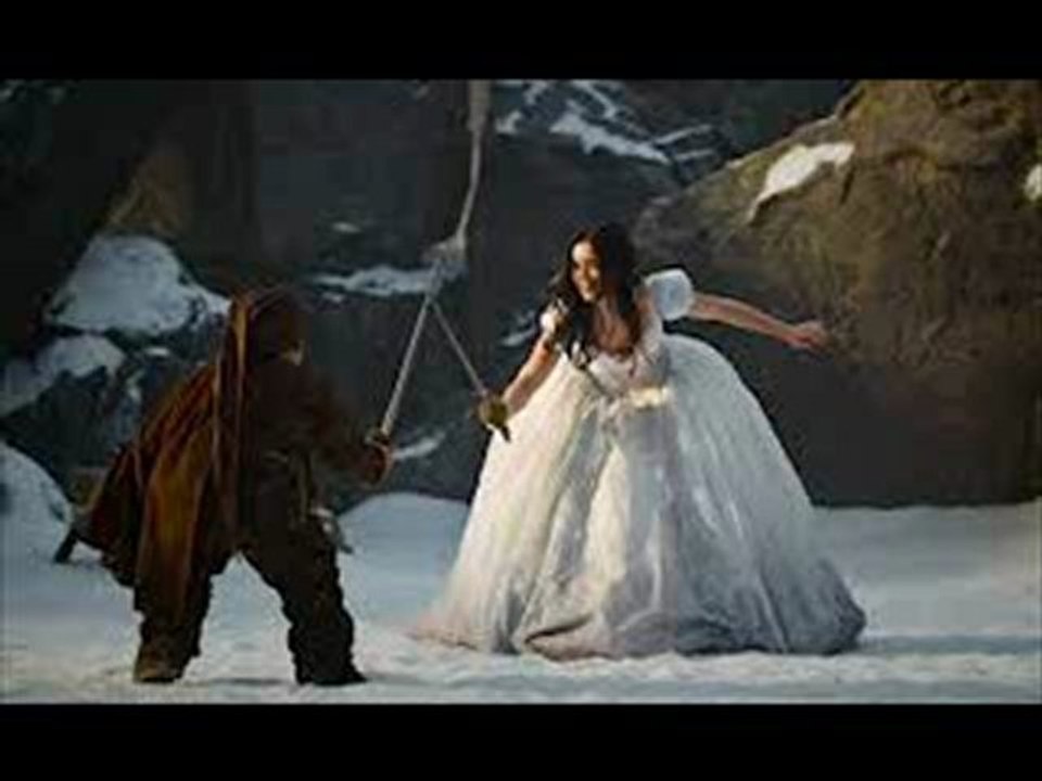 Mirror Mirror 2012 - Trailer Official HD