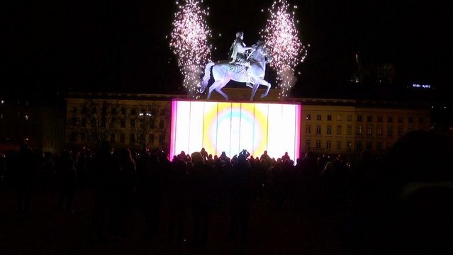 Recettes apéro dinatoire gougère, brownie et tiramisu aux framboises