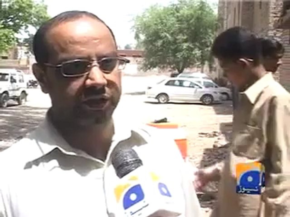 Ice Sale Poor People Multan PKG.mp4