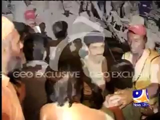 Karachi Bomb Blast in CID center 2.mp4