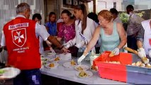 Miss France 2013 / Miss Tahiti aide les pauvres à Tahiti ...