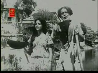 AANKHEN BARI HEIN NEMAT BABA - APNA GHAR