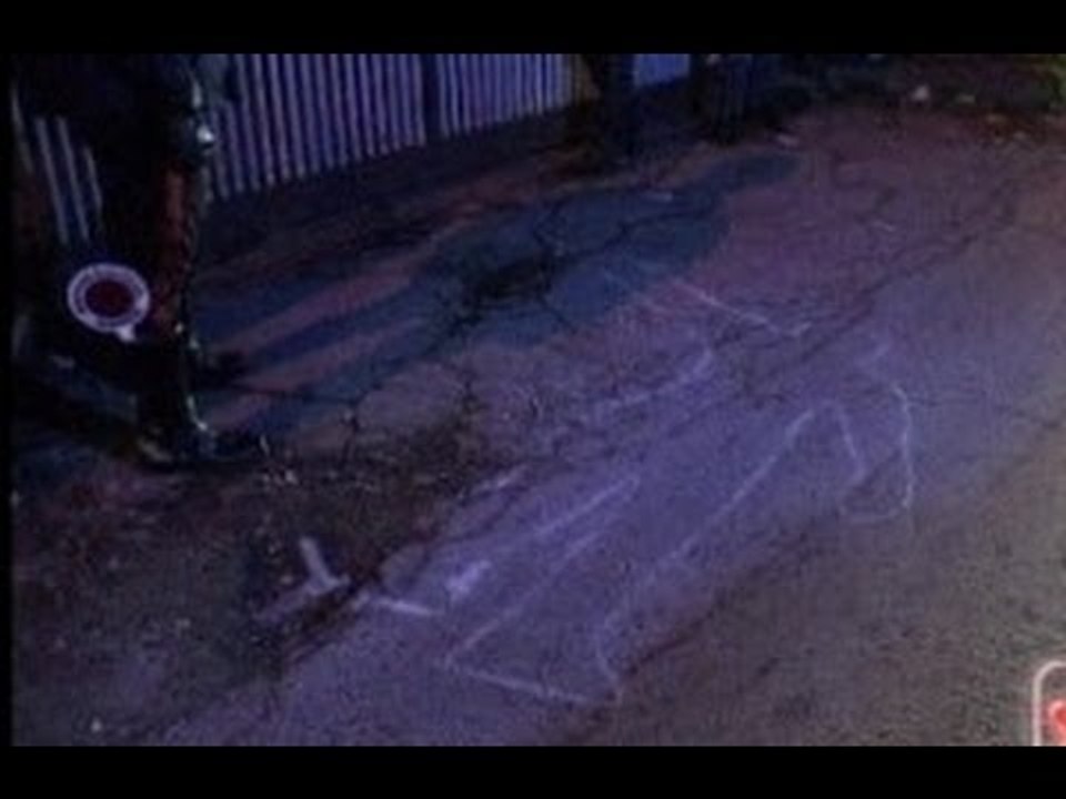 Somma Vesuviana (NA) - Agguato di camorra, ucciso Giovanni Guardiglio (live 27.12.12)