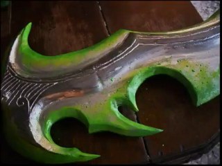 Glaives d'Azzinoth : réplique en bois