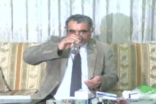 Günde 30 tablet ilaç içiyor