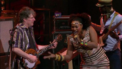 Bela Fleck & Oumou Sangaré - Zycopolis Productions