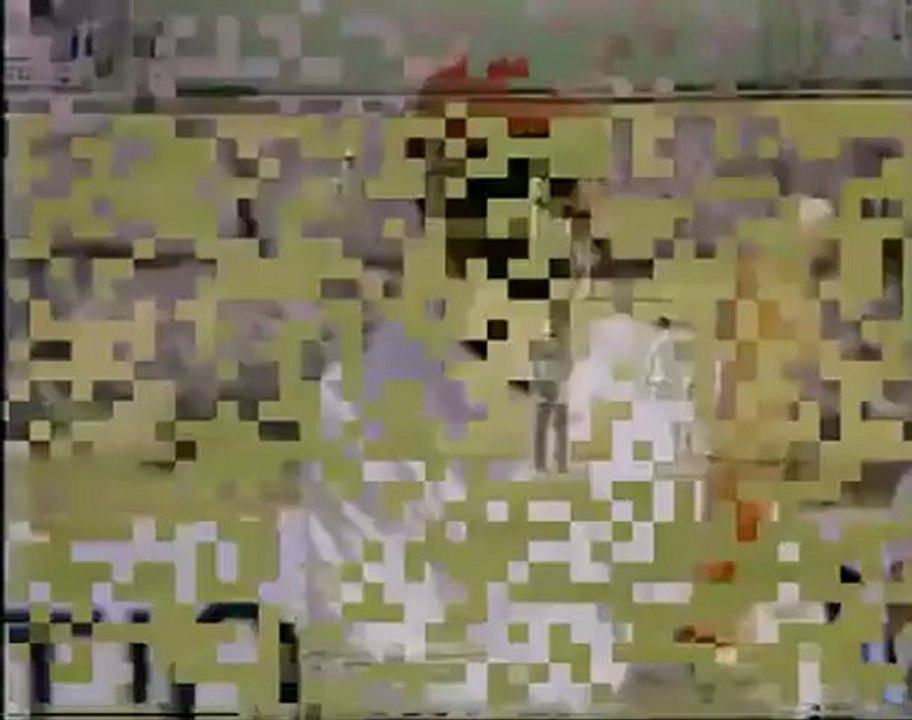 1990  Viv Richards 70 vs England