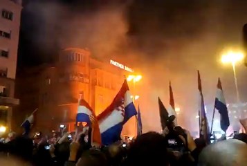 Atmosfera na dočeku generala