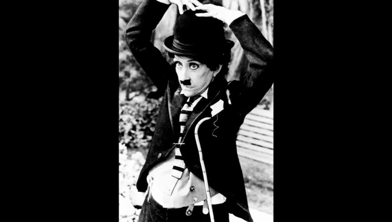 Tsuyoshi Yamamoto Trio - She's Funny That Way